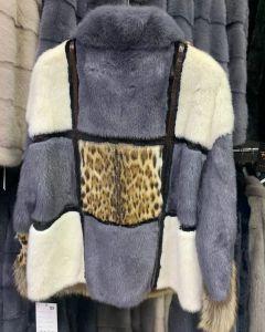 153180